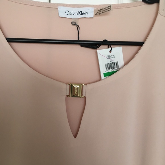 Calvin Klein Bell Sleeve Top - Picture 3 of 4